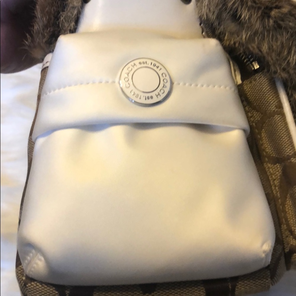Gorgeous Coach Rabbit Fur Bag - Picture 4 of 8